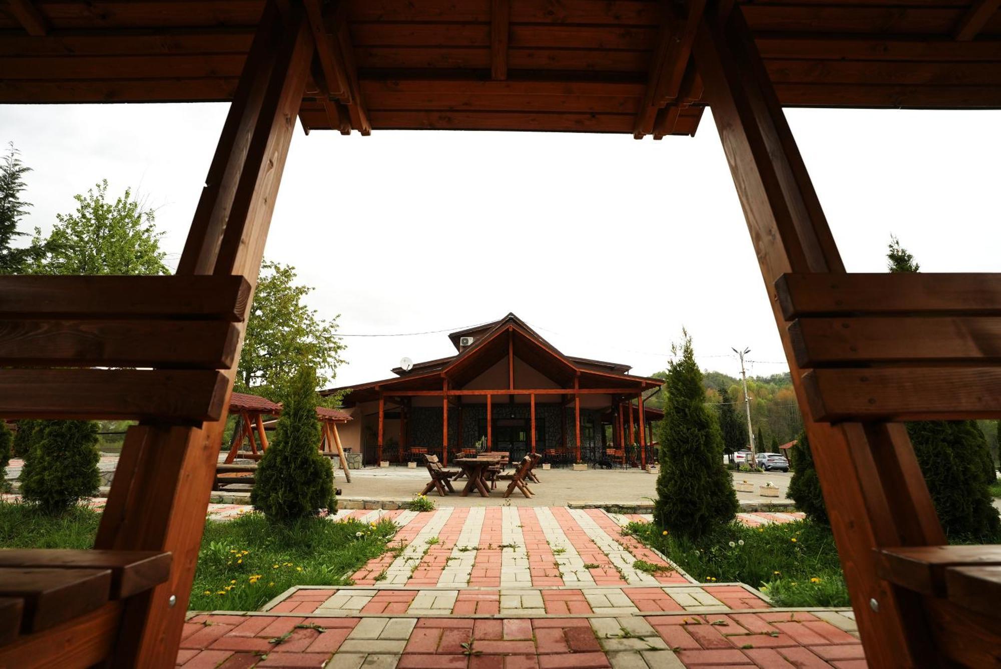 Pastravaria Crasna Bogiri Izvoarele  Exterior photo